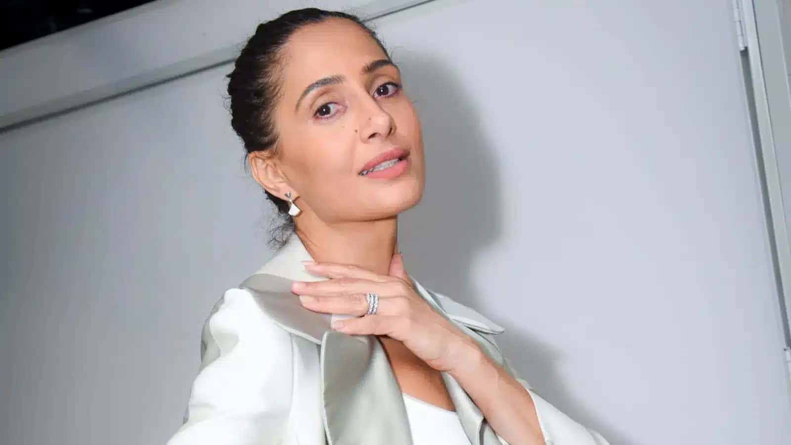 Camila Pitanga será Clara Nunes em cinebiografia da cantora