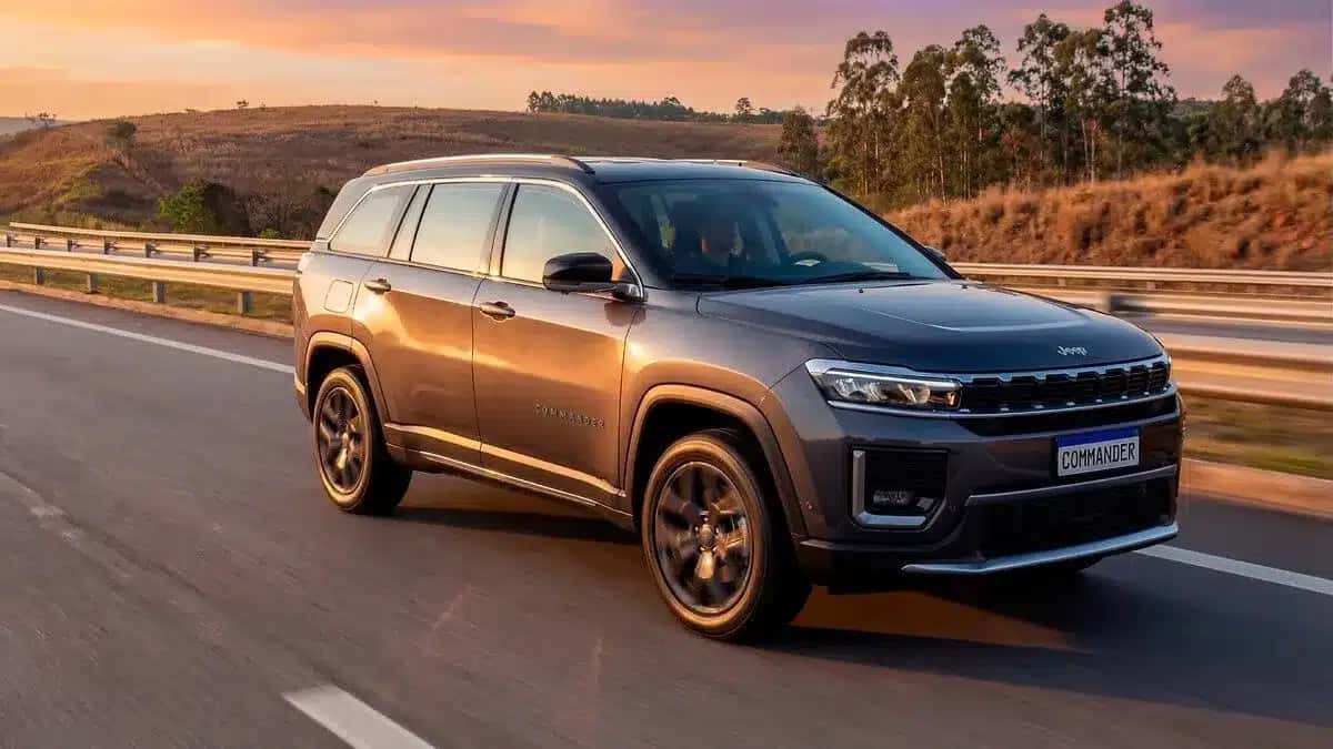 Jeep Commander na versão Longitude