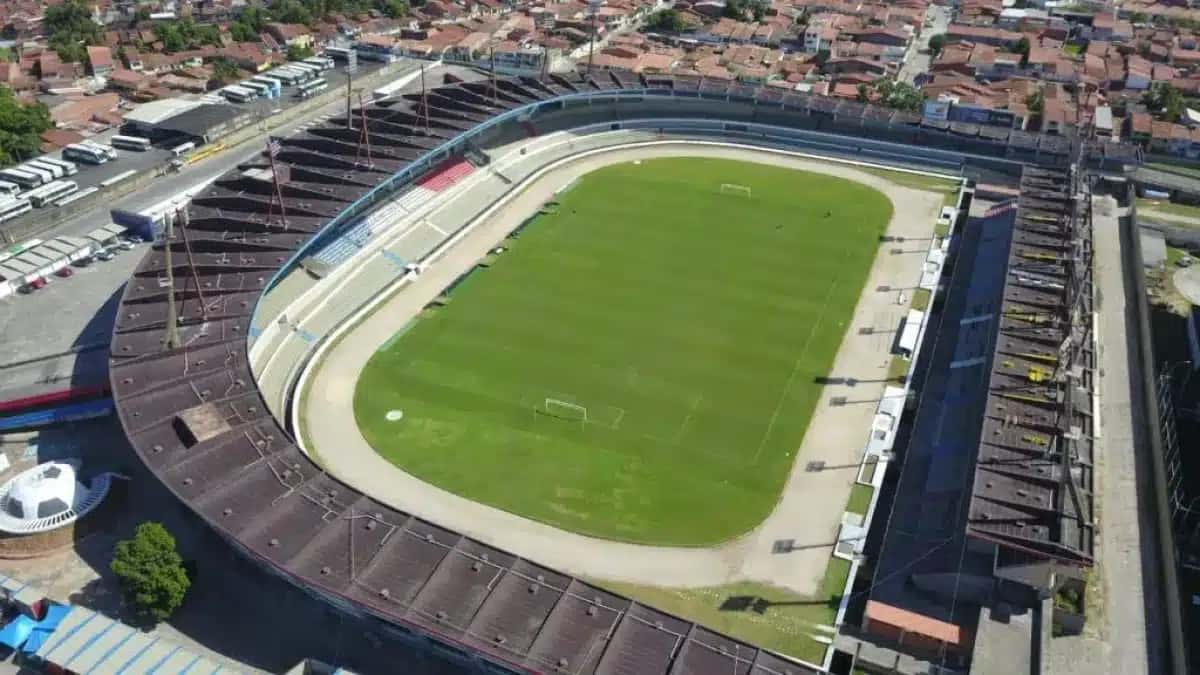Estádio Rei Pelé, em Maceió