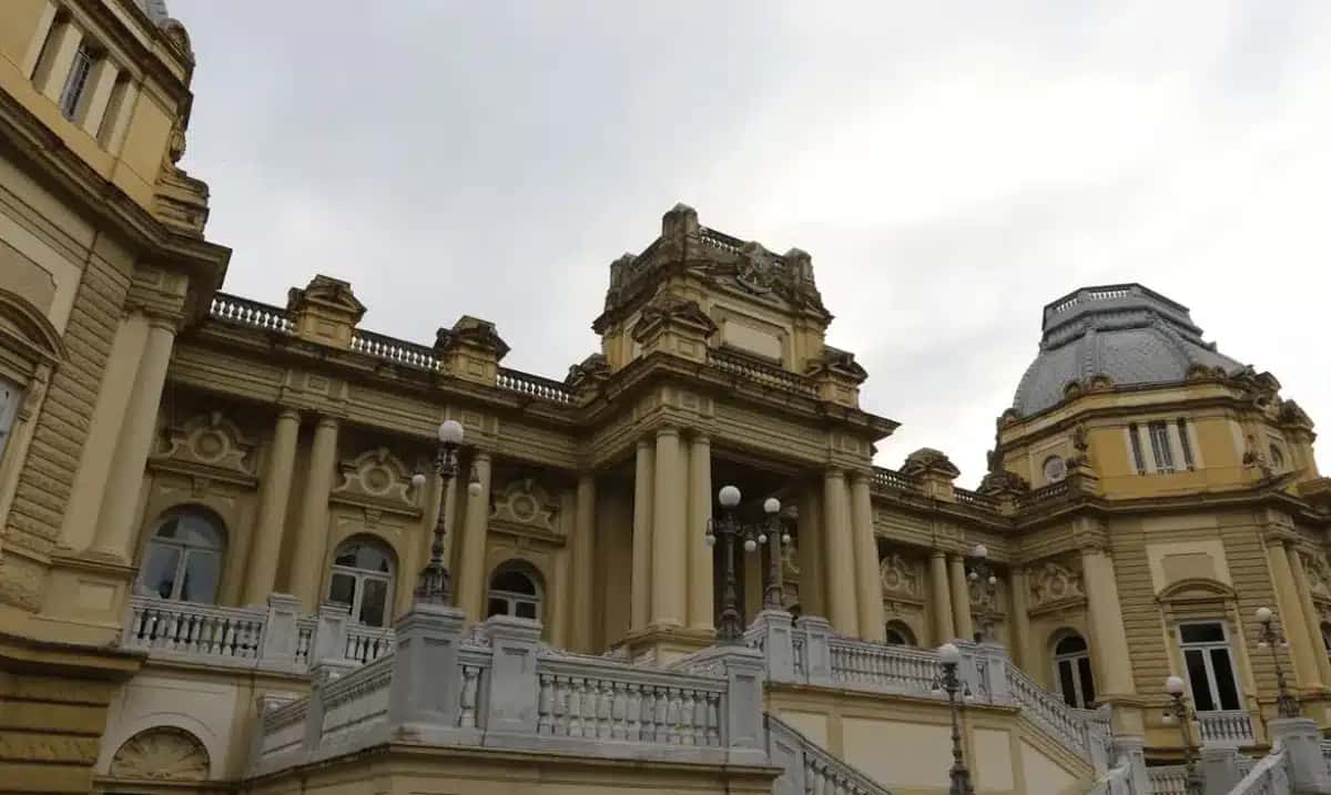 Governador interino Ricardo Couto continua reforma administrativa no Rio de Janeiro