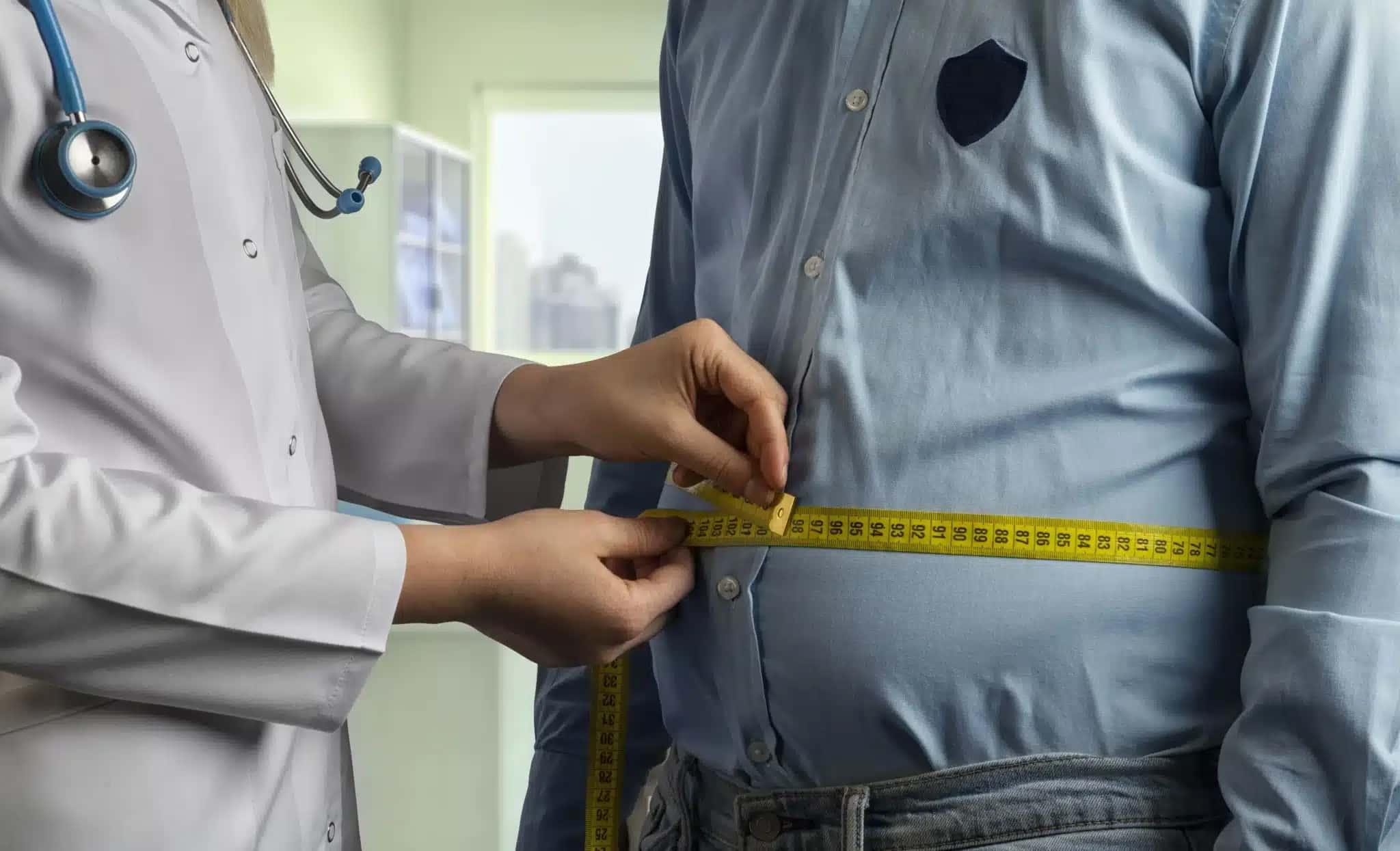 Estudo descobre mecanismo por trás do aumento de gordura abdominal na meia-idade