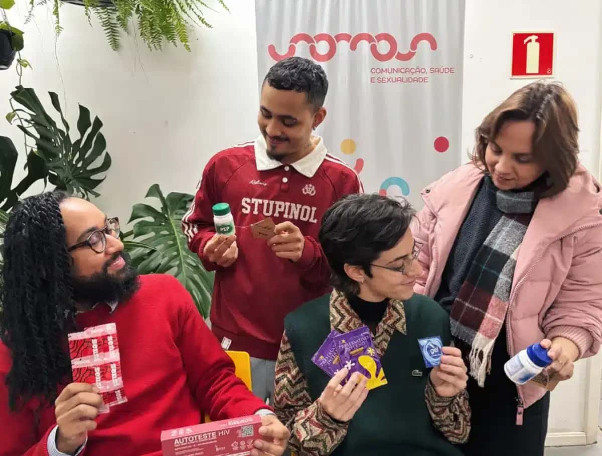Equipe do Projeto Territórios Digitais da ONG Somos