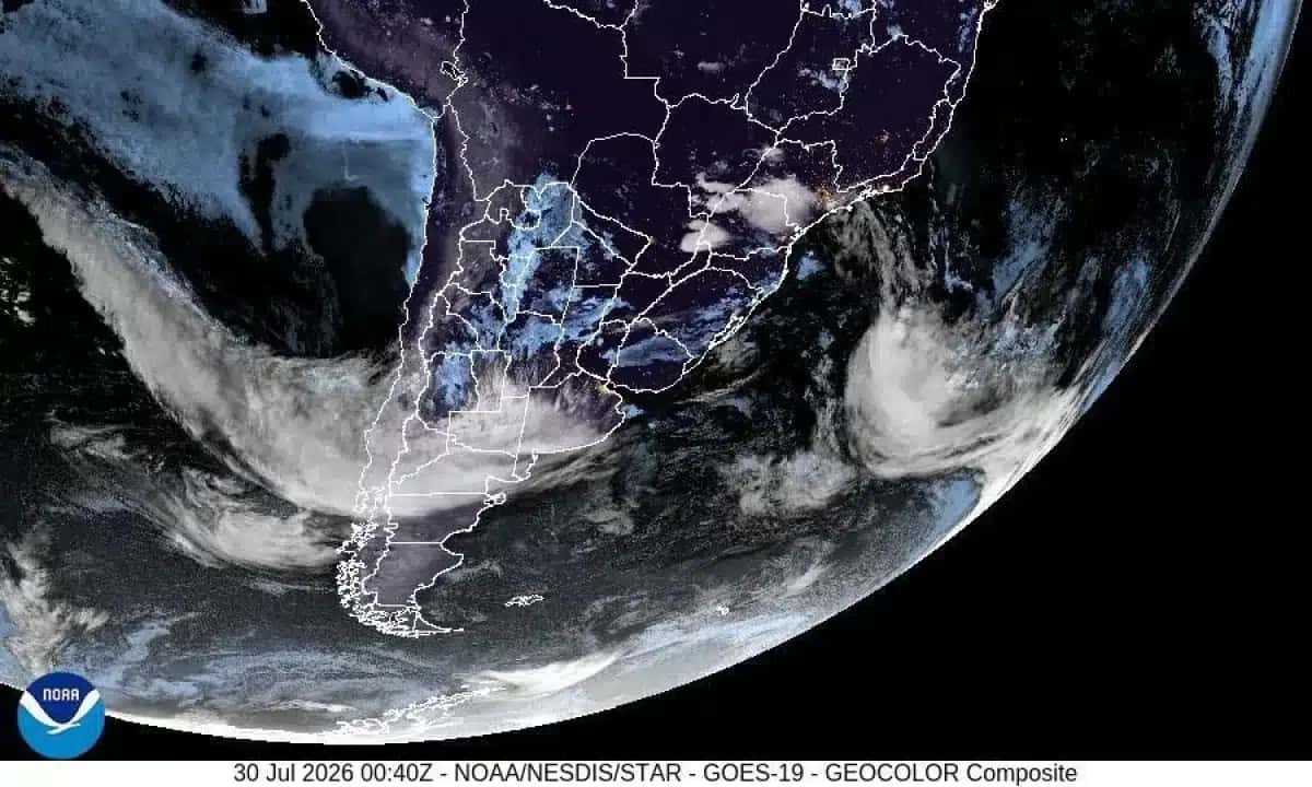 Frente fria chegará ao Sul do Brasil no fim de semana. Imagem acima de 30/7/2026