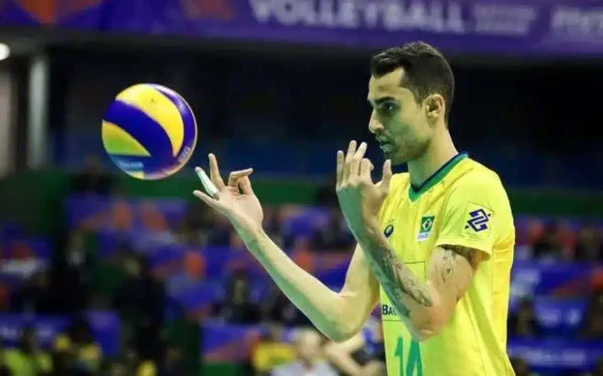 Douglas Souza atuando pela Seleção Brasileira de Vôlei