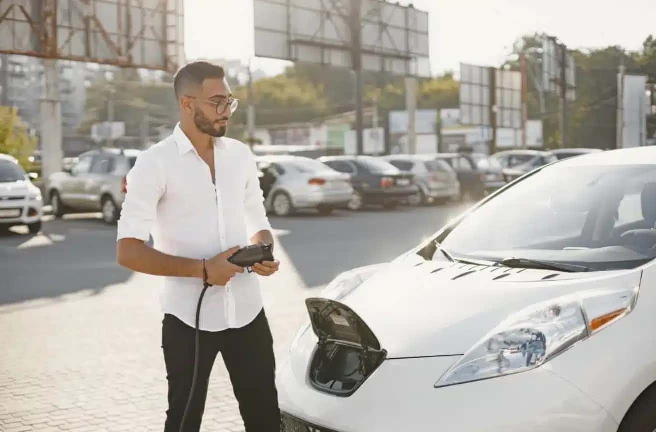 Carro elétrico também pode sofrer com multa