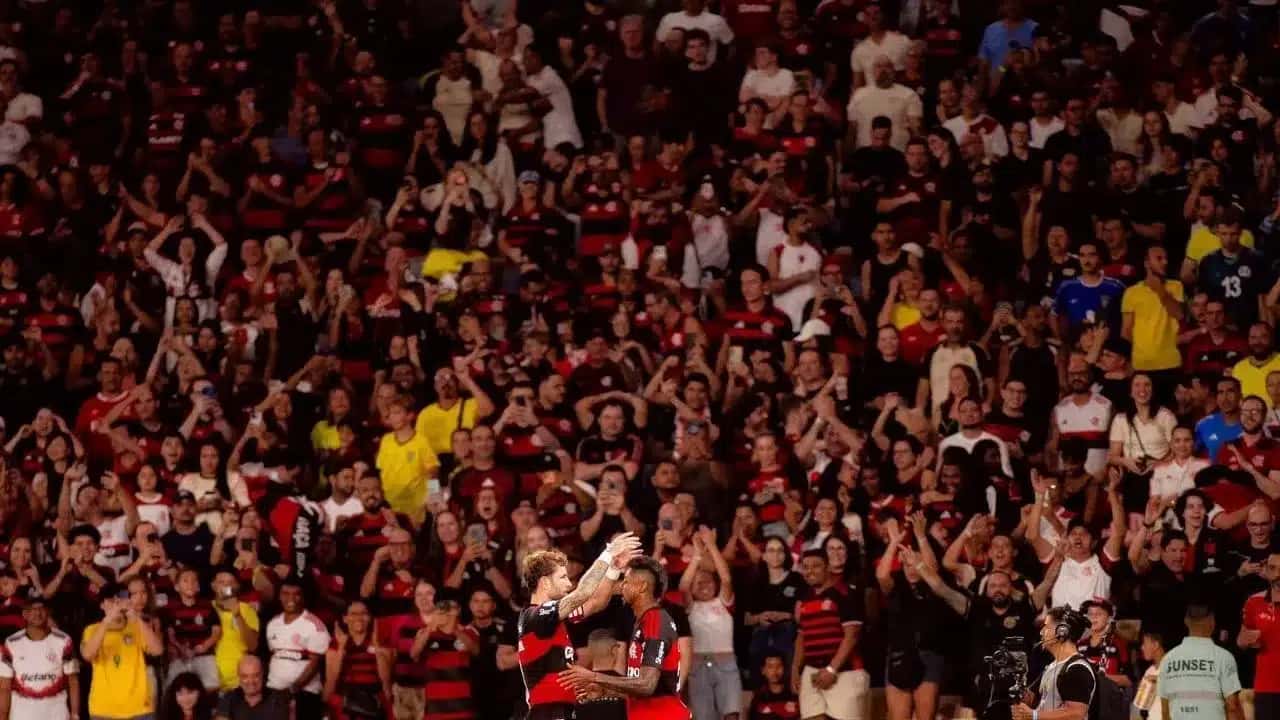 “Quarta-feira é guerra”: torcida do Flamengo dá recado antes de duelo contra o Cruzeiro