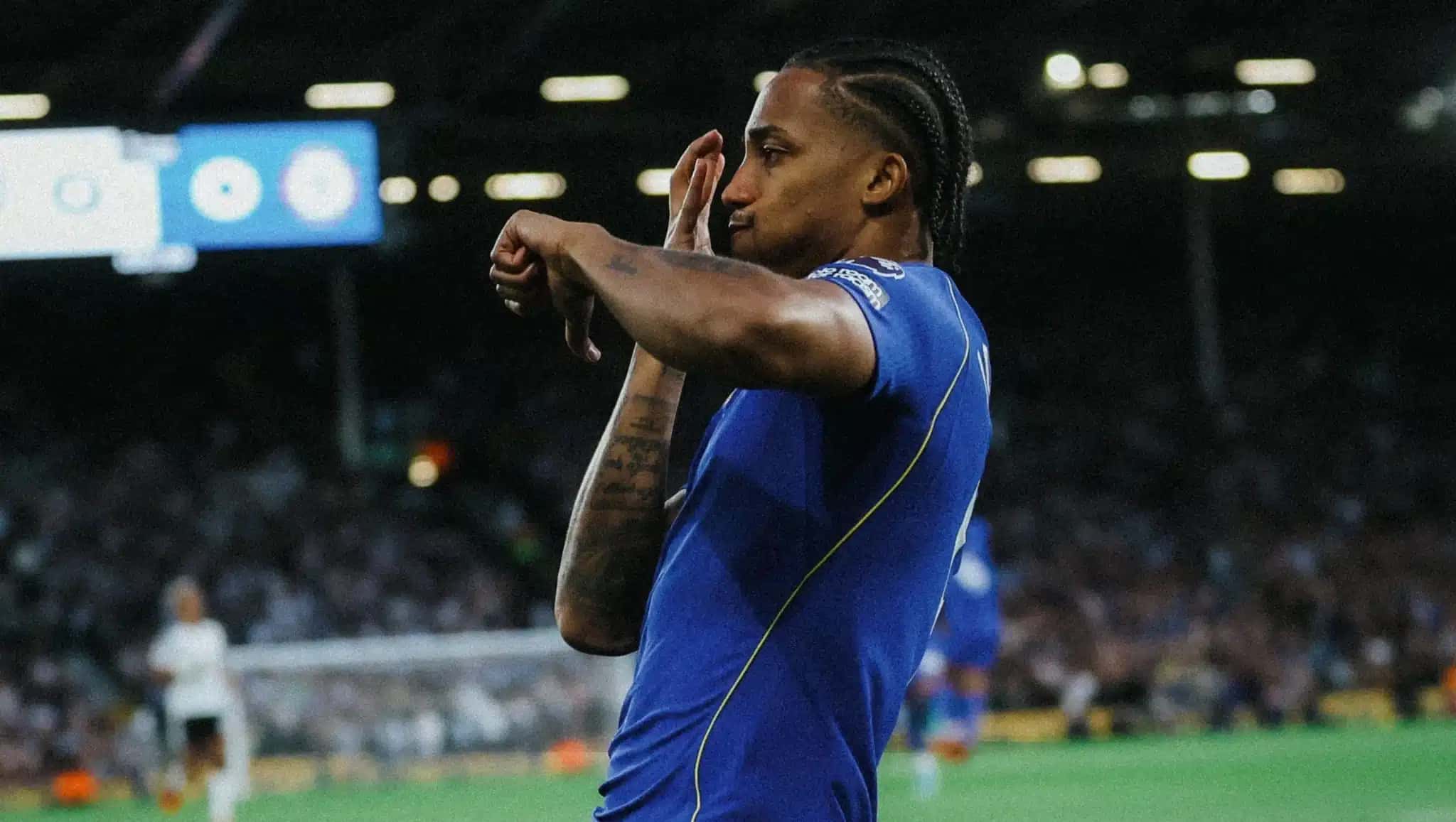 João Pedro faz gol mais rápido da abertura da Premier League