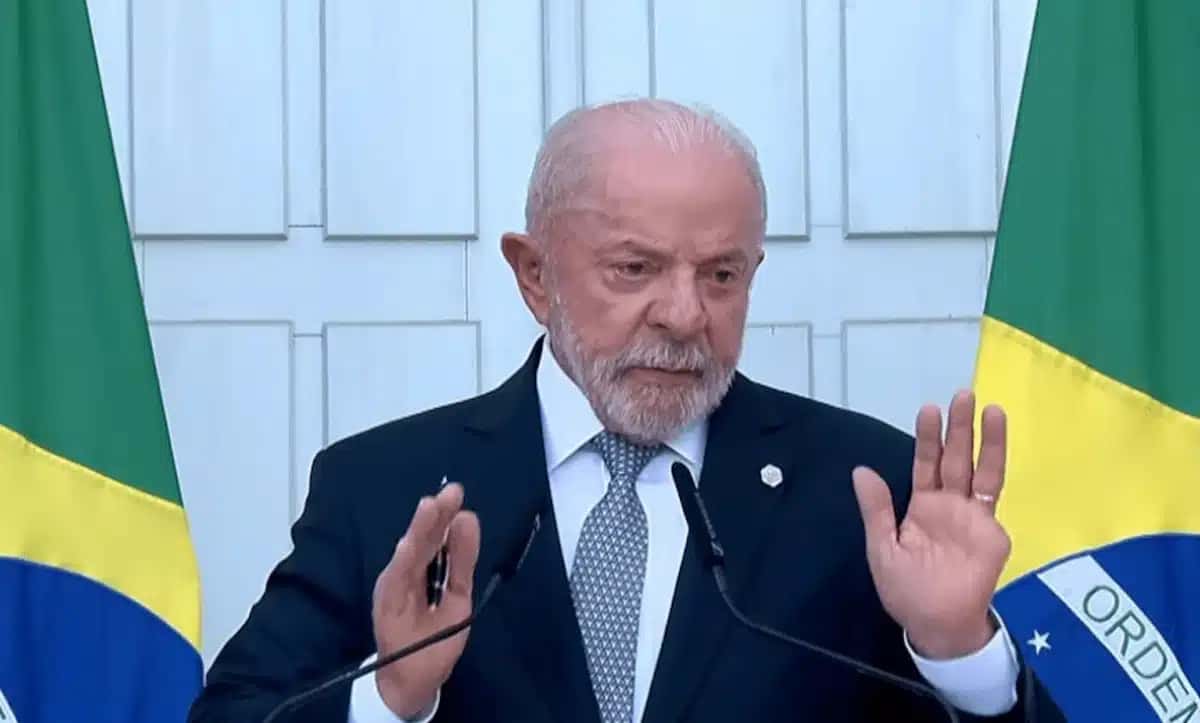 O presidente Luiz Inácio Lula da Silva (PT) durante coletiva de imprensa em Genebra, na Suíça