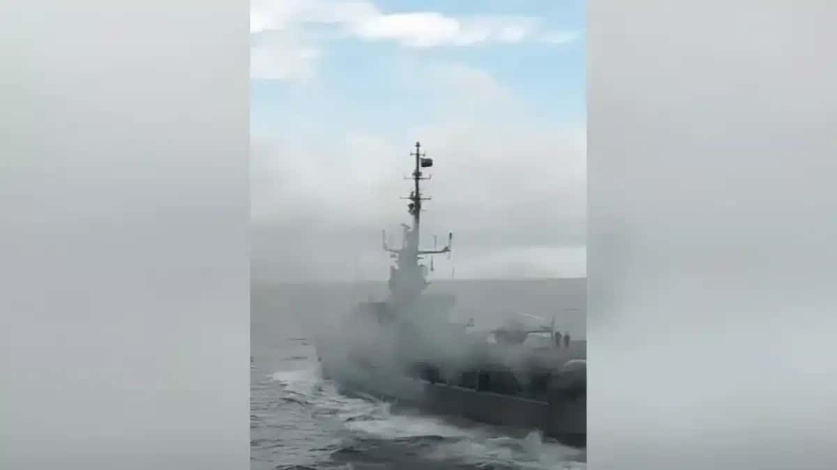 Navio de guerra dos EUA no Equador