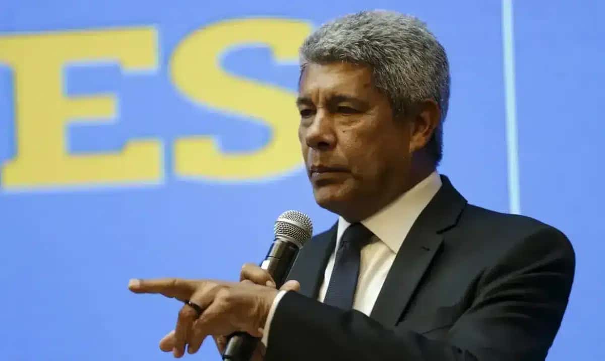 O governador da Bahia, Jerônimo Rodrigues (PT)