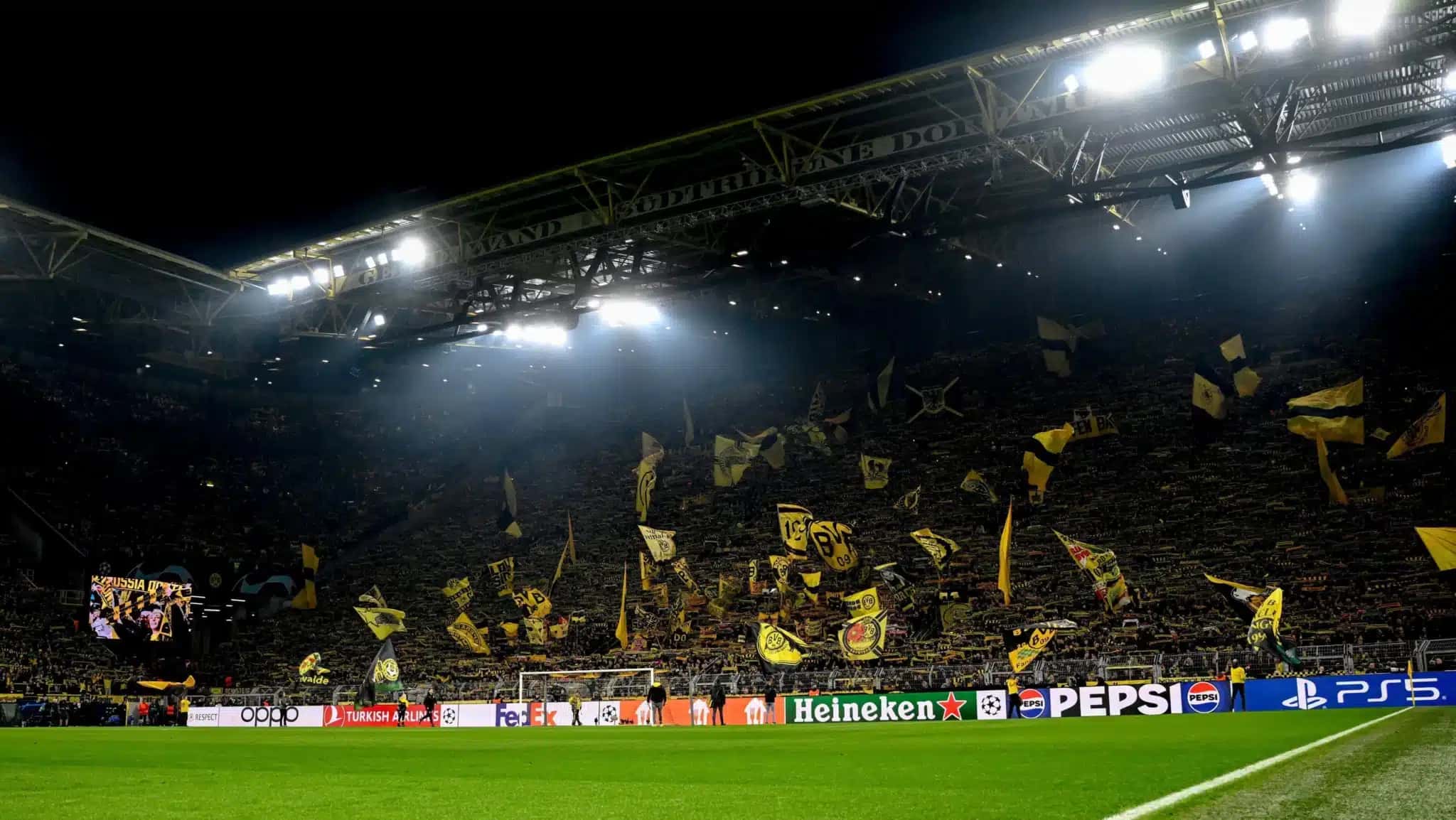 Signal Iduna Park, casa do Borussia Dortmund, recebe a decisão