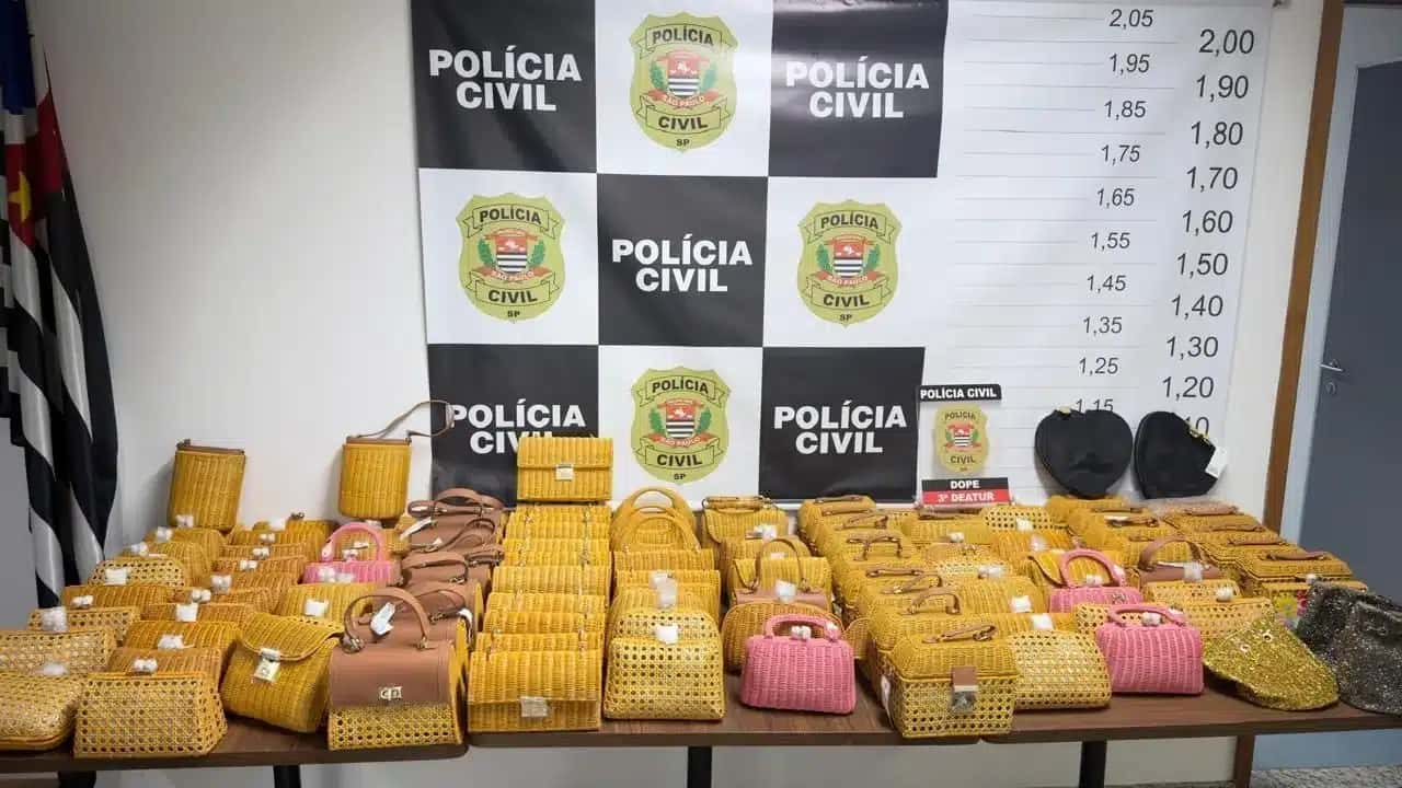 Produtos foram encontrados na casa de um casal apontado pela polícia como envolvido no crime