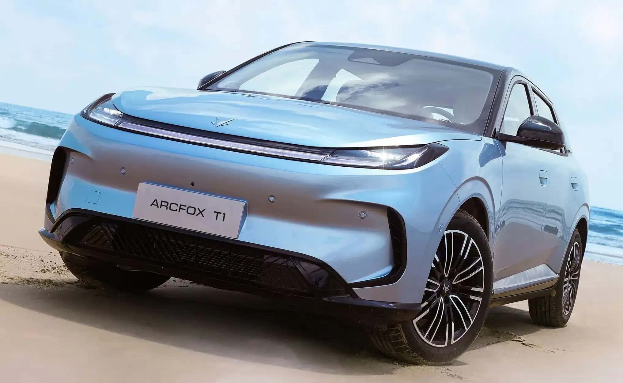 Arcfox T1: hatch elétrico chega ainda em 2026 ao Brasil