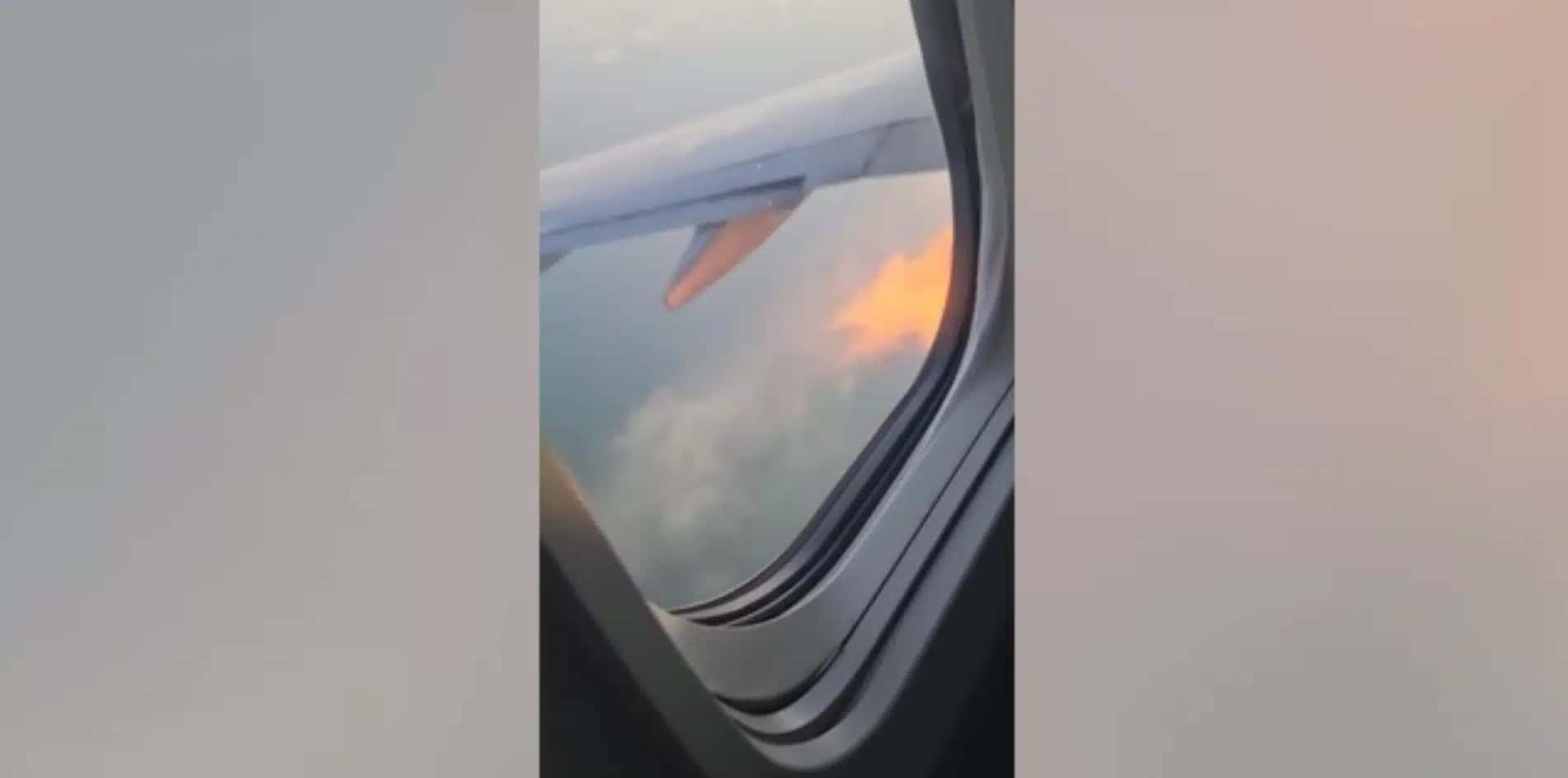 Vídeos mostram chamas saindo do motor após um 737 colidir com pássaros ao decolar de Myrtle Beach, na Carolina do Sul