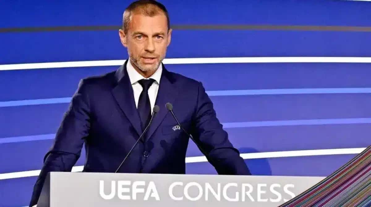 Aleksander Ceferin durante um congresso da Uefa