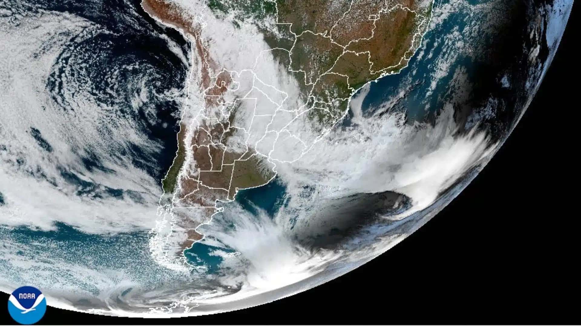 Formação de nuvens no Sul do Brasil em 18/08