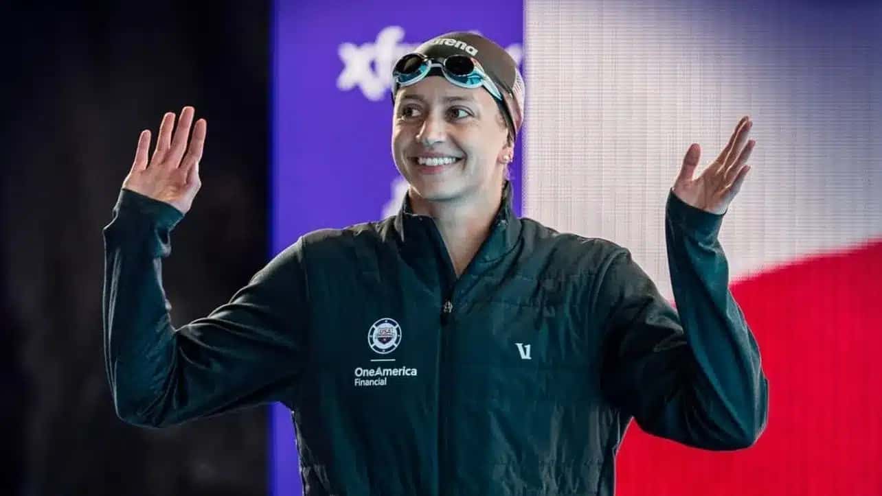 Kate Douglass, multi-campeã na natação