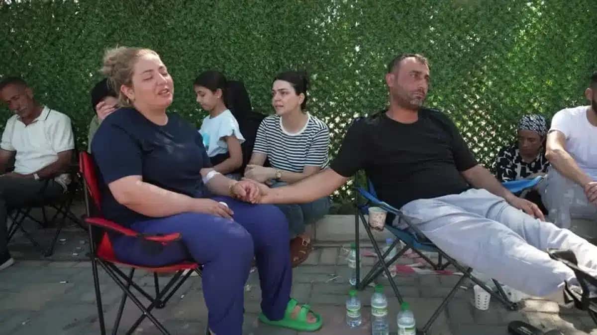 Mãe relembra desastre de balsa no Chipre em que perdeu dois filhos