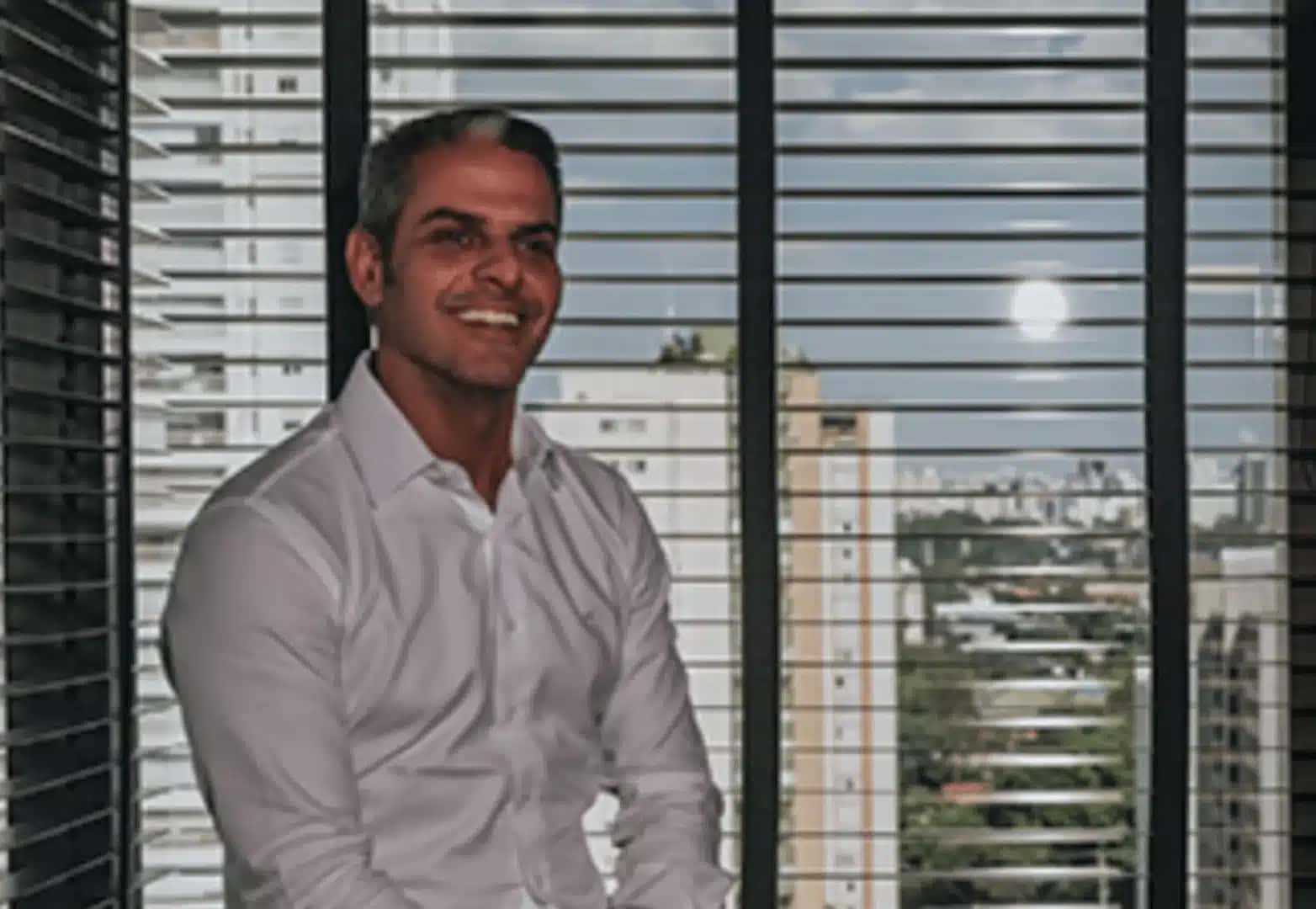 Marcelo Checon é dono da MChecon Design e Cenografia, empresa do ramo de eventos que já ofereceu serviços para o Rock In Rio, o Lollapalooza e os carnavais do Rio e de São Paulo | Divulgação/MChecon