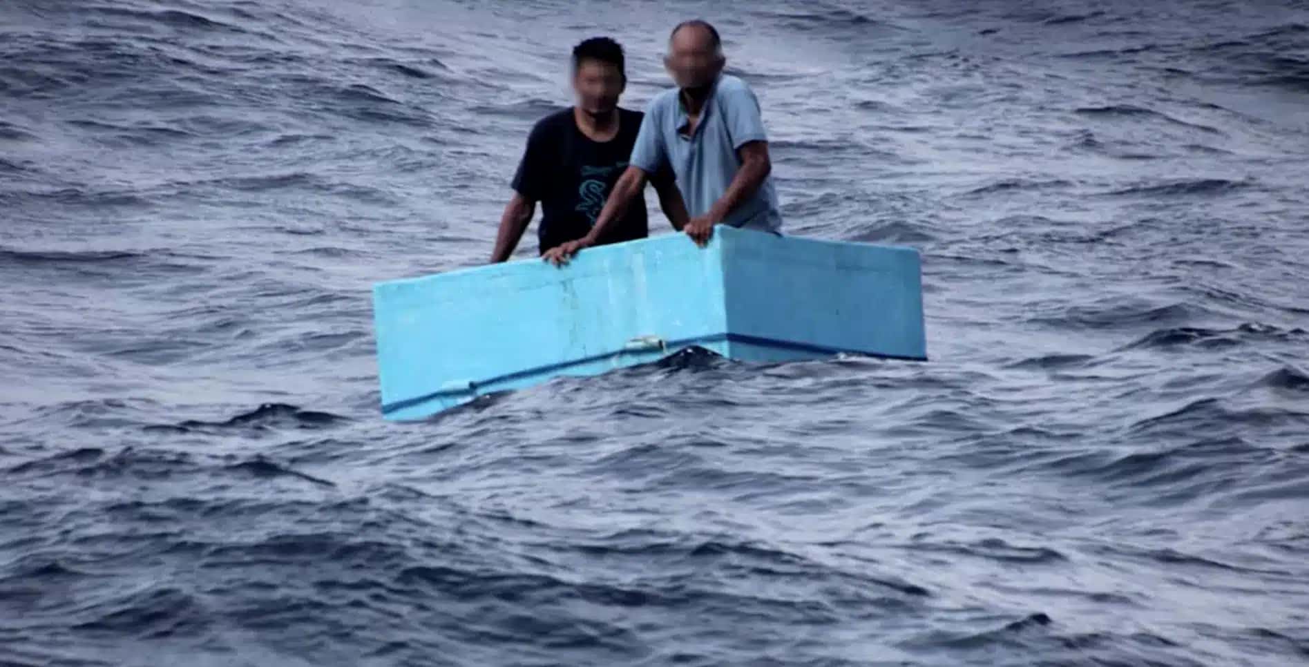 Pescadores são resgatados por Marinha mexicana