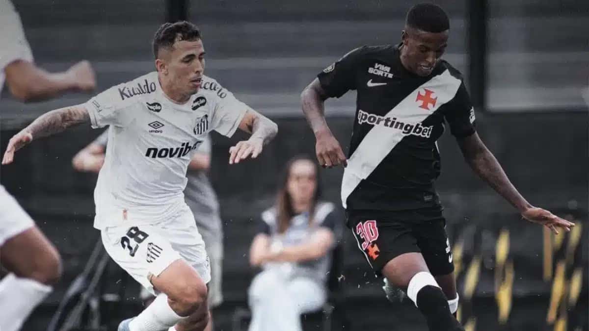 Lance de Vasco x Santos pelo Brasileirão