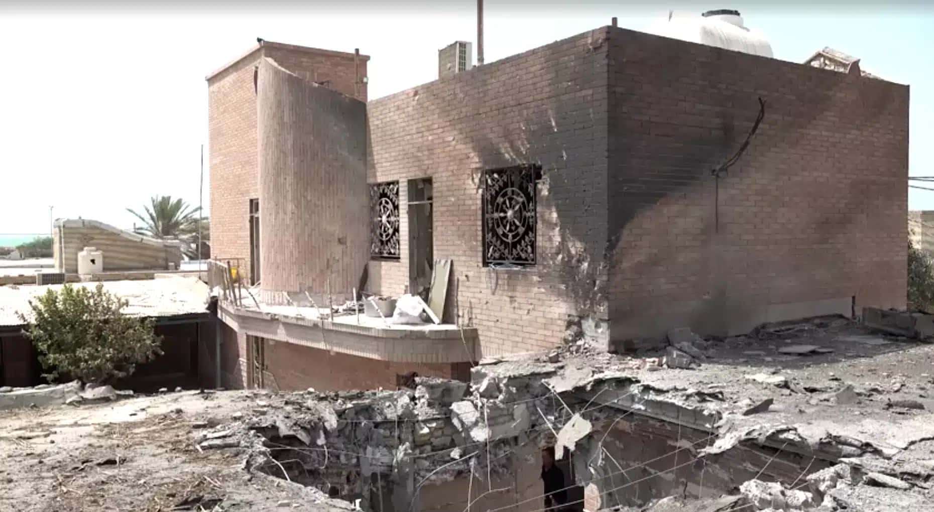 Destruição após ataques dos EUA no sul do Irã