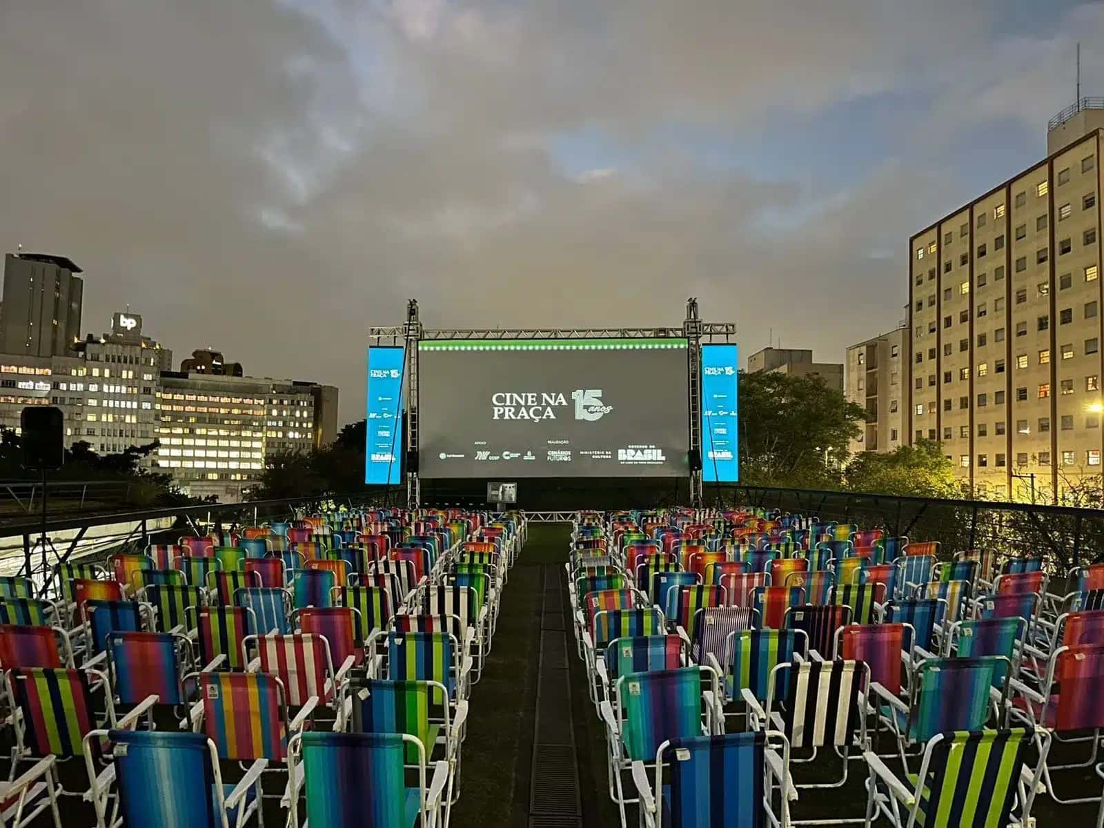 Cine na Praça com Festival de Halloween no Centro Cultural São Paulo em Outubro.