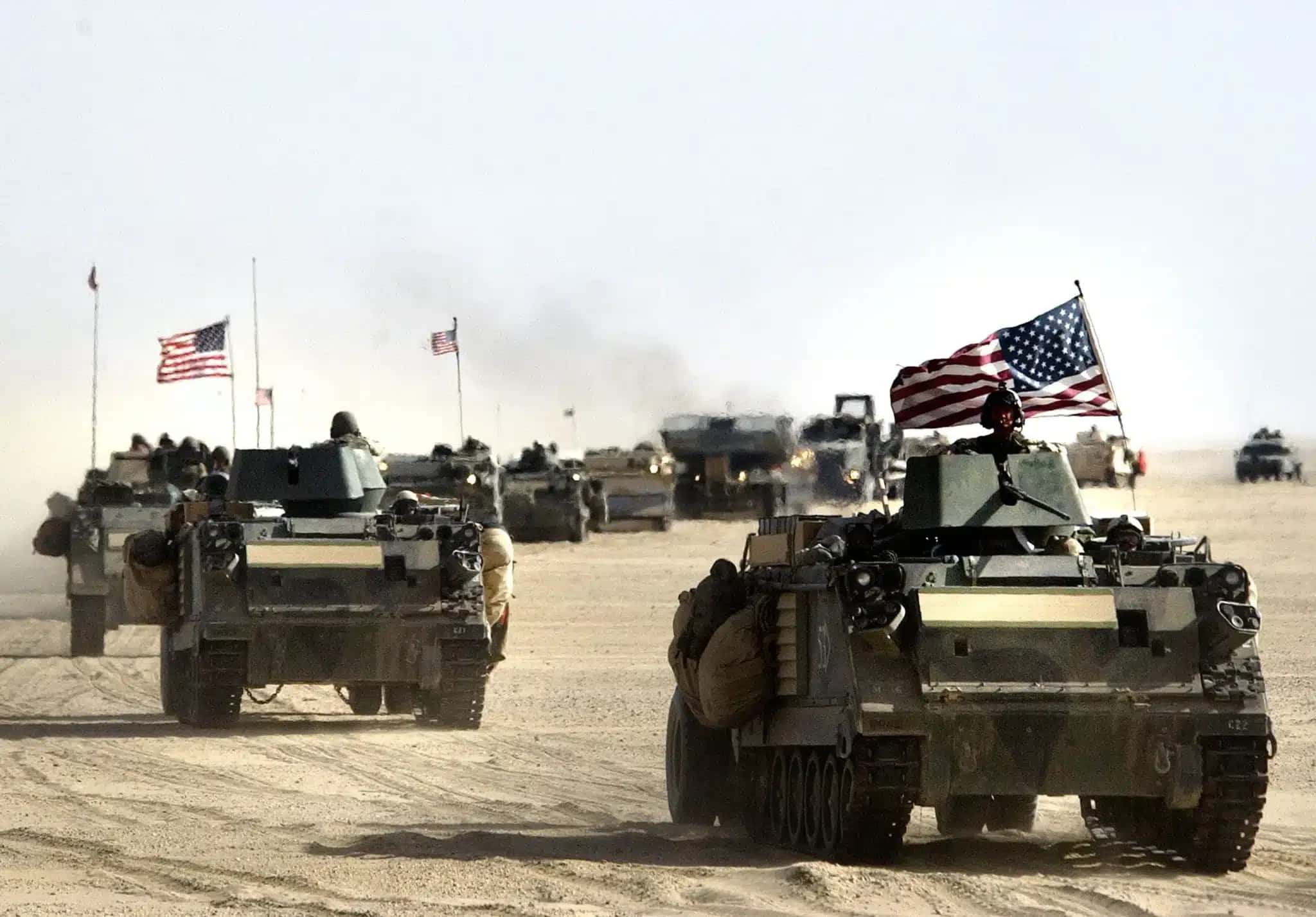 Militares dos EUA perto da fronteira entre o Kuwait e o Iraque em 18 de março de 2003