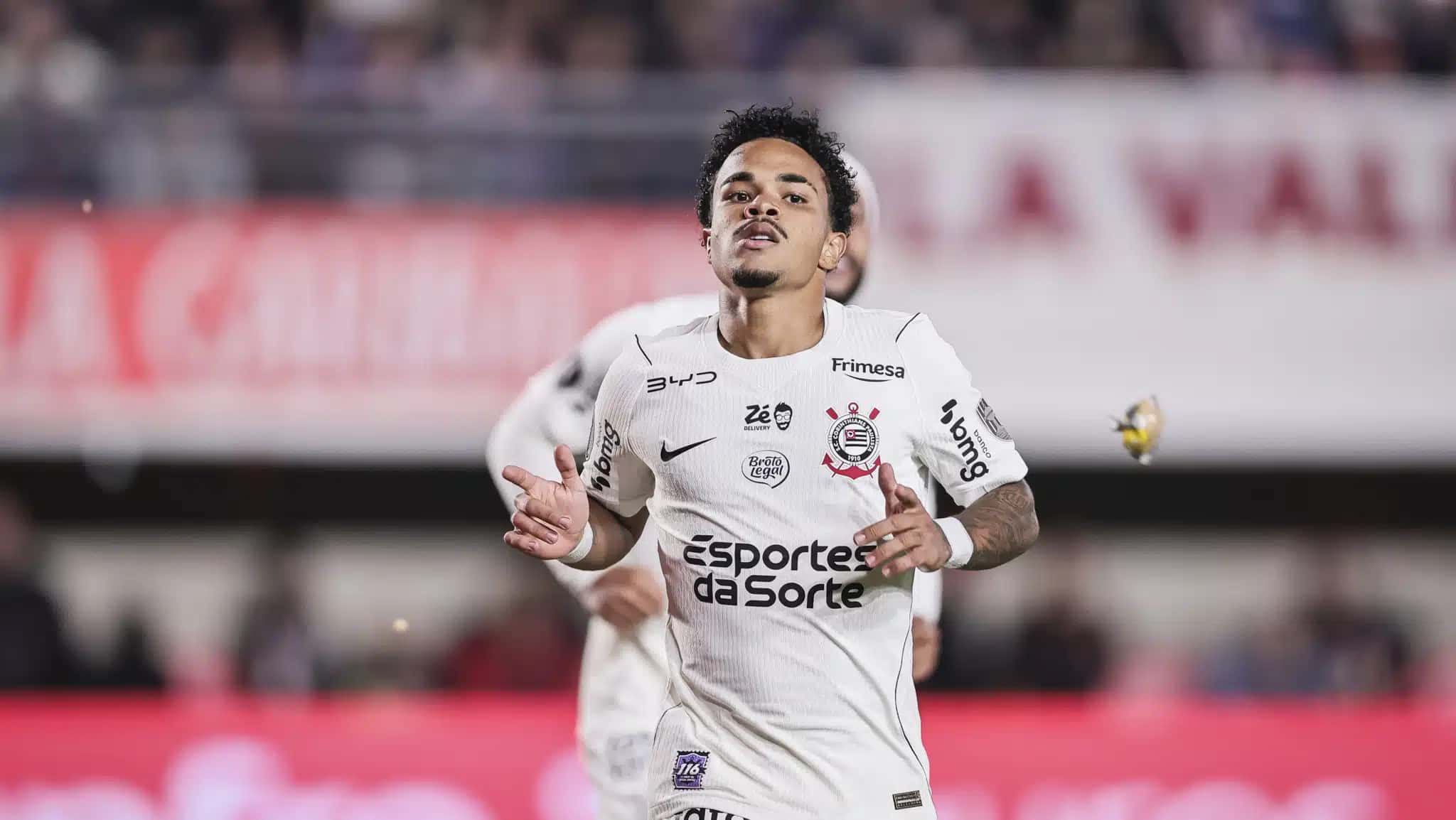 Kaio César fez o gol de empate do Corinthians com o Estudiantes