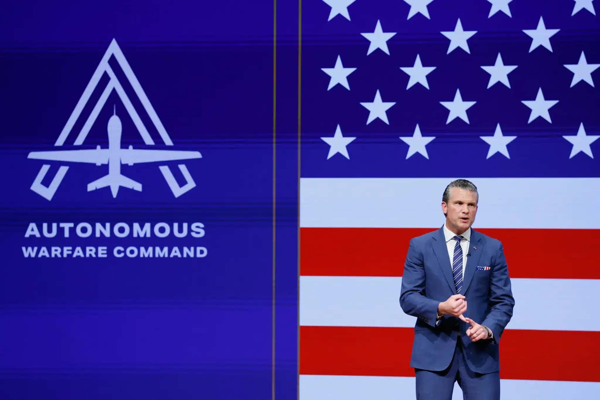 O secretário de Defesa dos EUA, Pete Hegseth em Quantico, Virgínia, em 30 de setembro de 2026