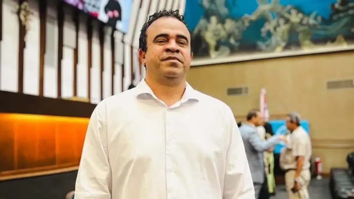Ronaldo Mansur é candidato do Psol-Rede ao governo da Bahia