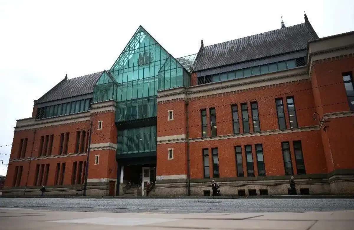 Vista geral da fachada do Tribunal da Coroa na Minshull Street, em Manchester, 11 de setembro de 2026 REUTERS/Phil Noble