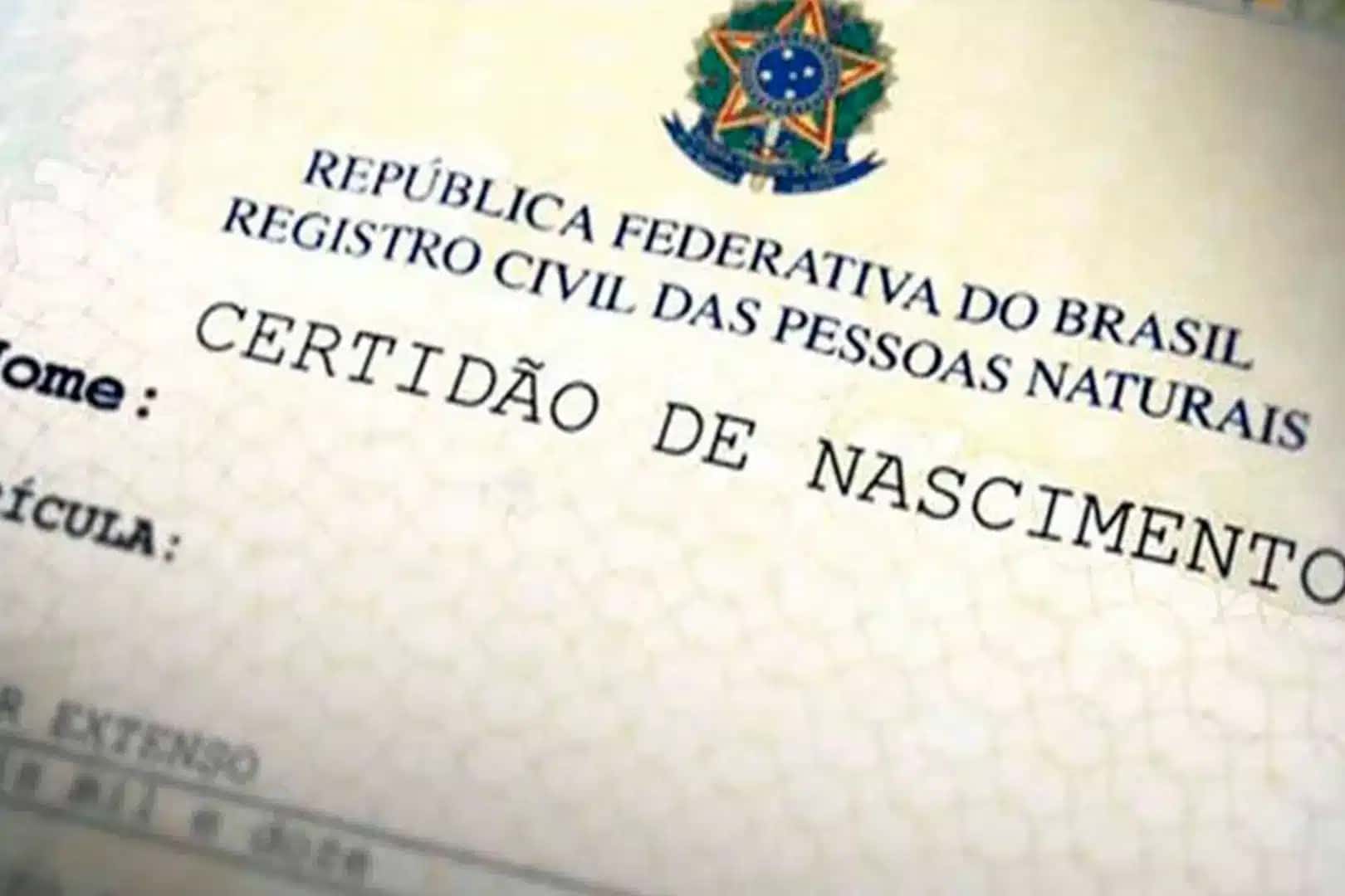 A Justiça de São Paulo negou, nesta quinta-feira (24), o pedido de homem para exclusão do sobrenome paterno “Flor” de seu registro civil