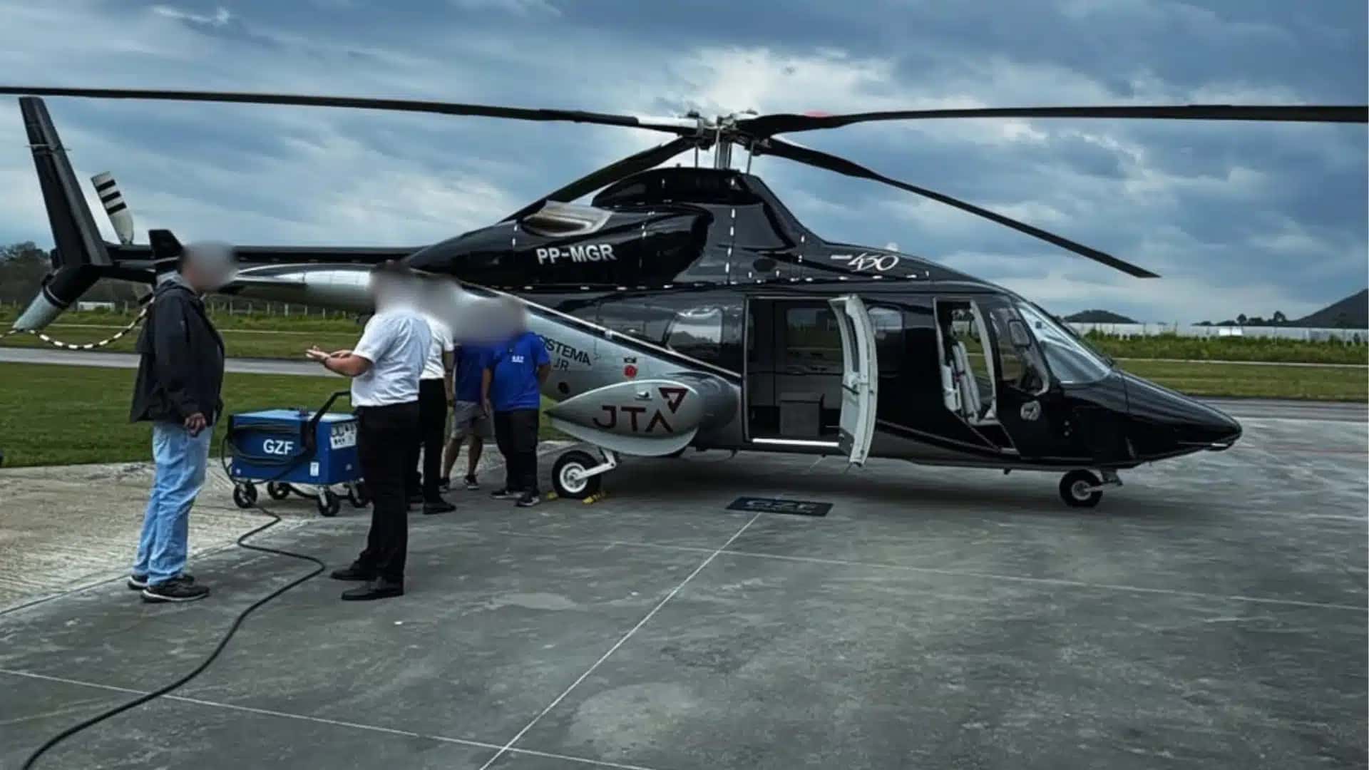 O Bell 430, matrícula PP-MGR, pertence à JTA Empreendimentos e Urbanismo