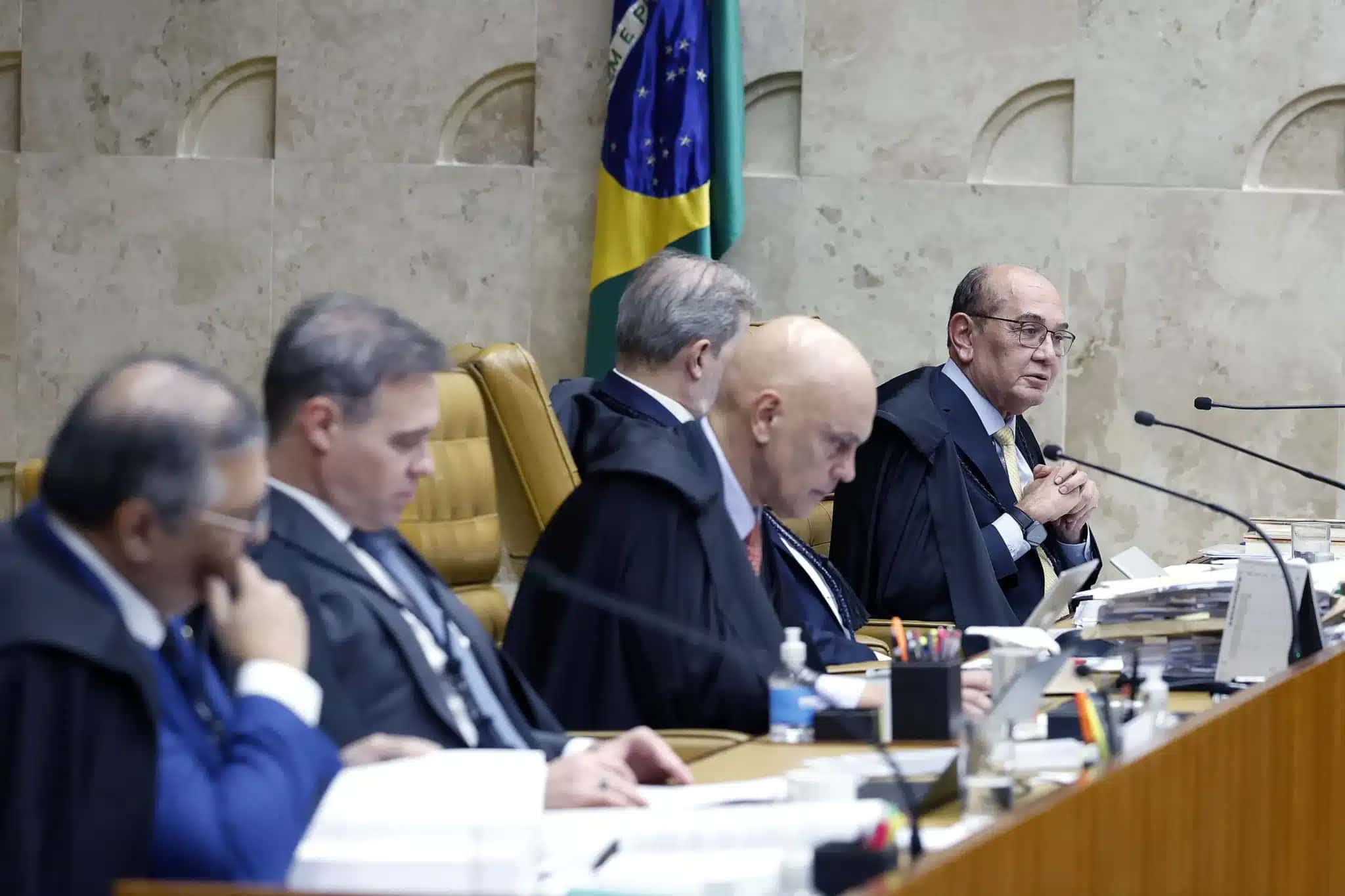 Sessão plenária do STF