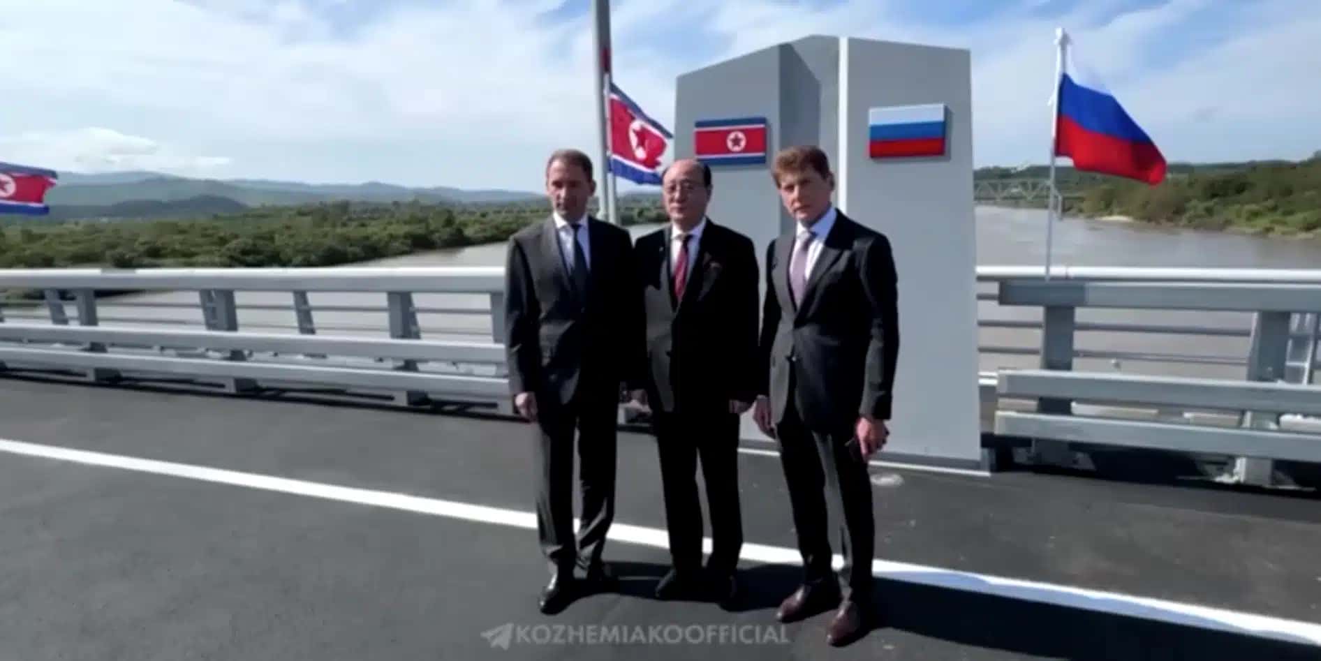 Coreia do Norte e Rússia inauguram sua primeira ponte rodoviária, um símbolo da expansão dos laços entre os dois países