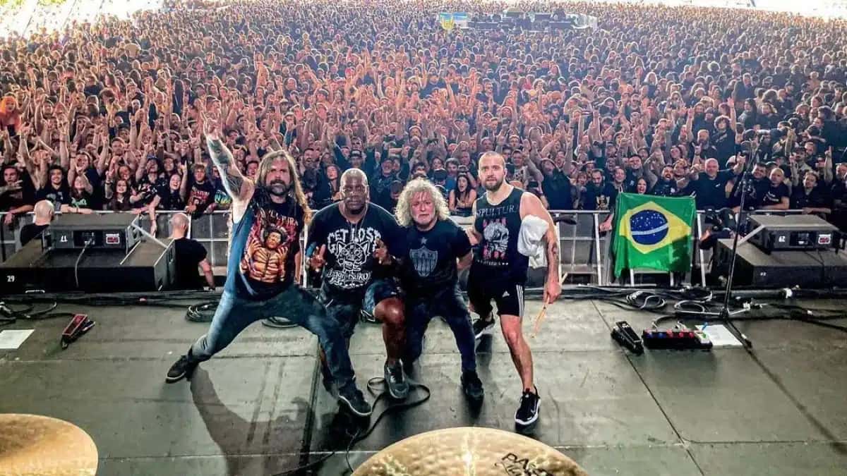 Banda Sepultura durante turnê em 2023.