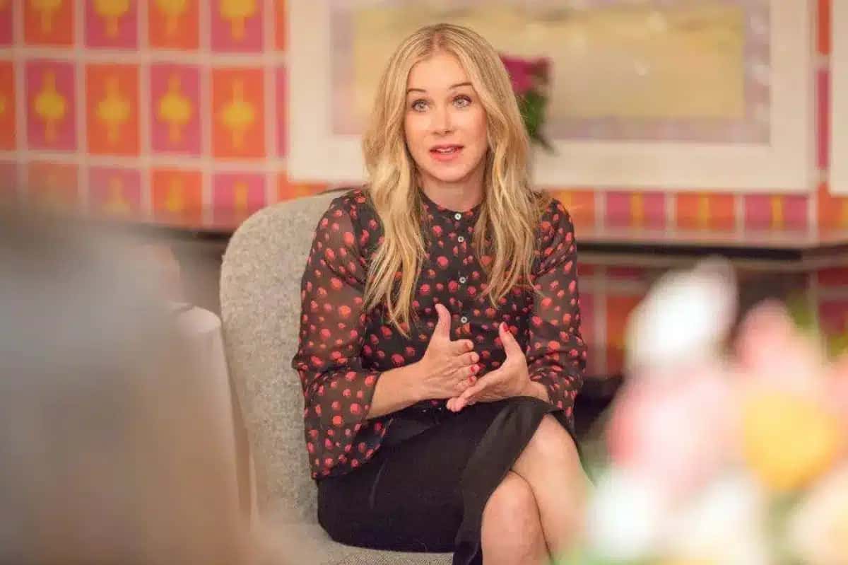 A atriz norte-americana Christina Applegate revelou que foi diagnosticada com esclerose múltipla em 2021.