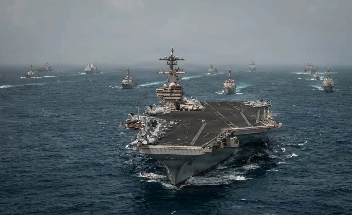 Parte da frota americana em patrulha no Oriente Médio | Foto: Divulgação do Centcom no X/@CENTCOM