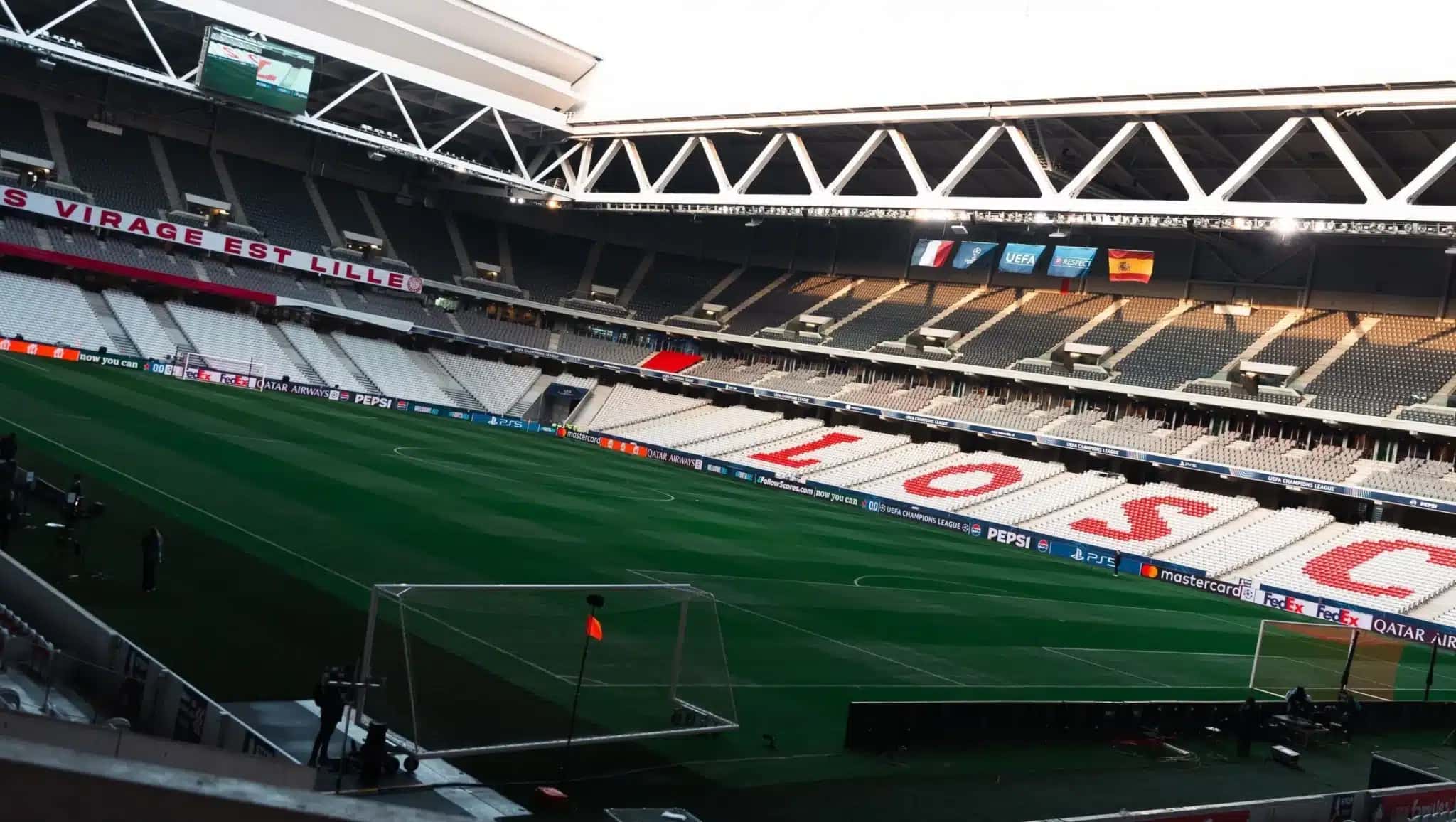 Estádio Pierre-Mauroy, casa do Lille, recebe o duelo desta sexta