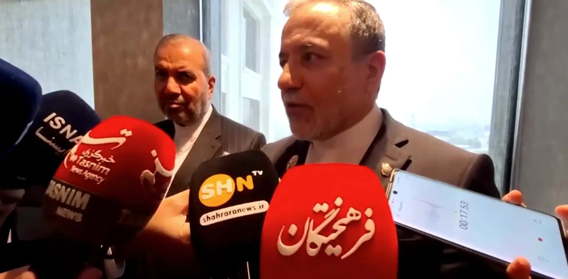 Estreito de Ormuz pode ser aberto em poucos dias se os EUA aceitarem as condições, diz chanceler iraniano