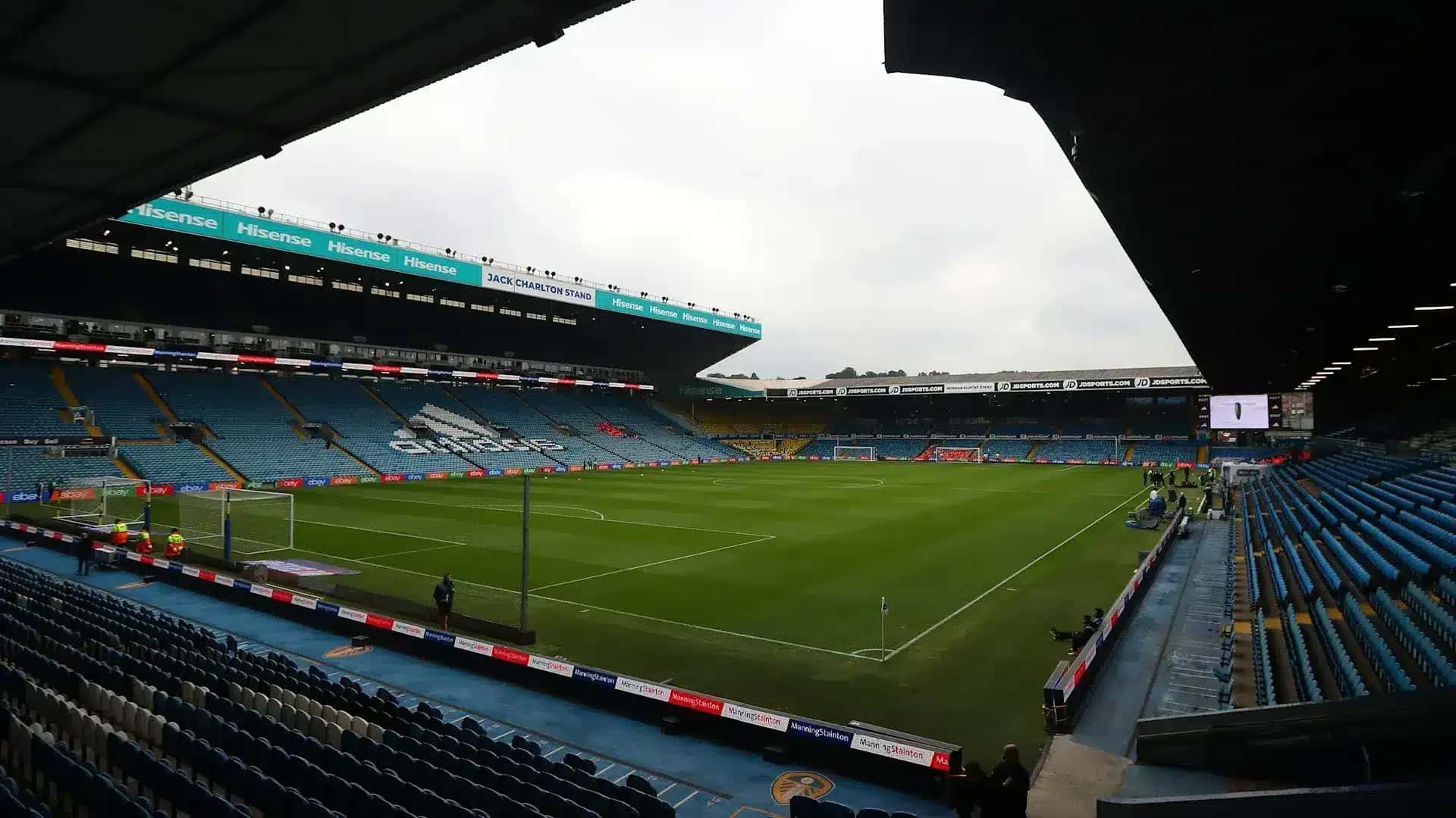 Elland Road, casa do Leeds United, recebe o jogo contra o Manchester United.