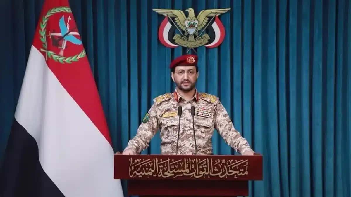Os Houthis do Iêmen afirmam ter atacado o Ministério da Defesa da Arábia Saudita, a Aramco em Yanbu e o aeroporto de Dammam.
