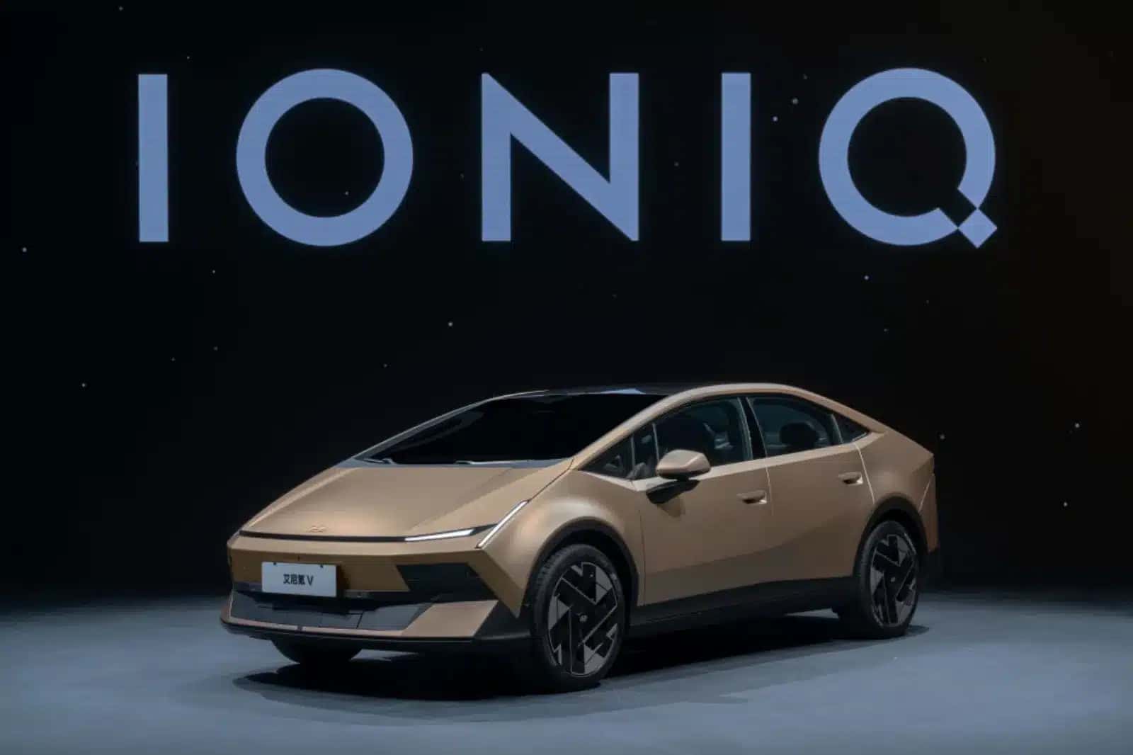 Hyundai Ioniq V