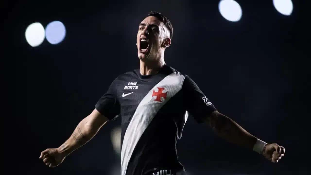 Puma Rodríguez comemora gol marcado pelo Vasco contra o Corinthians.