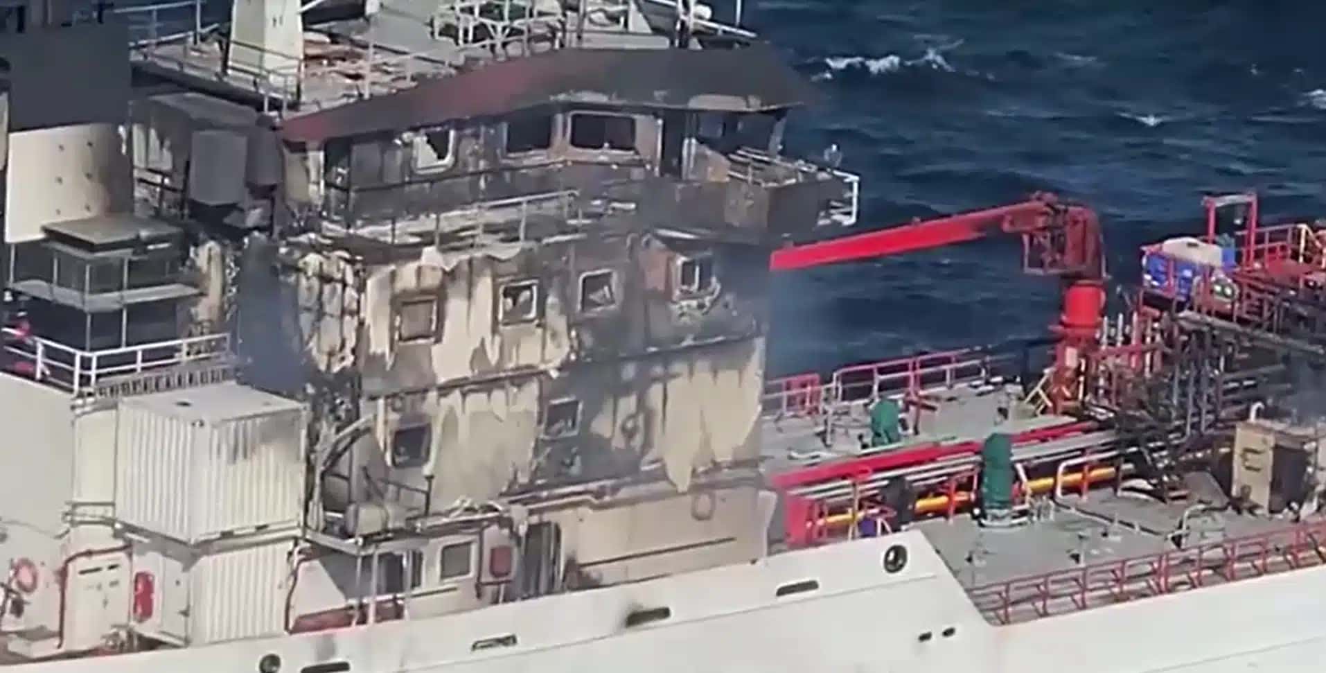 Navio-tanque ‘Wine Trader’ em chamas em águas romenas do Mar Negro; 7 tripulantes estão desaparecidos