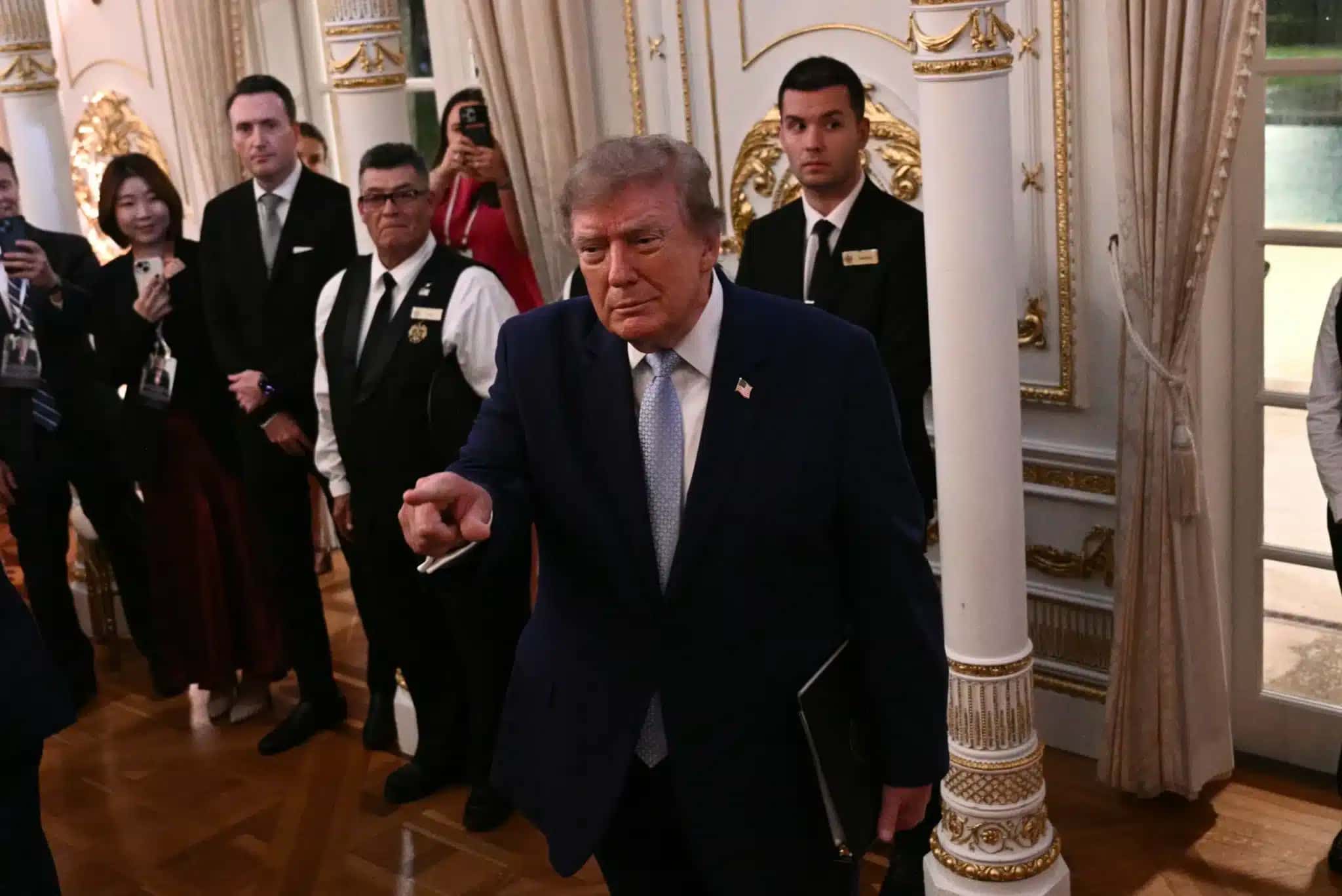 Donald Trump suspendeu novas sanções dos EUA à Rússia após fechar acordo de exportação de diesel com Moscou | Foto: Reprodução/Brasil de Fato