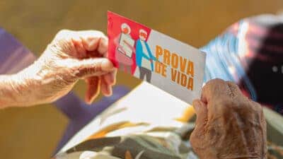 Imagem card com fundo