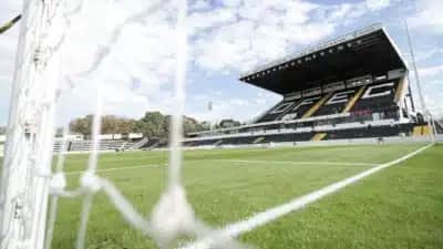 Imagem card com fundo