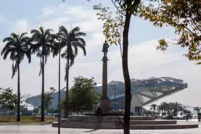 Interdições no Trânsito do Rio de Janeiro: Eventos Climáticos e Visita do Príncipe William entre 1º e 7 de Novembro